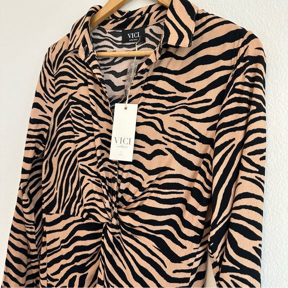 Vici Zebra Brown Black Twist Button Up Dress - Picture 3 of 9